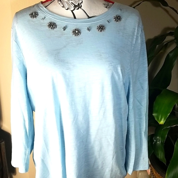 Laura Scott,0020, light blue top, size L - Picture 2 of 7
